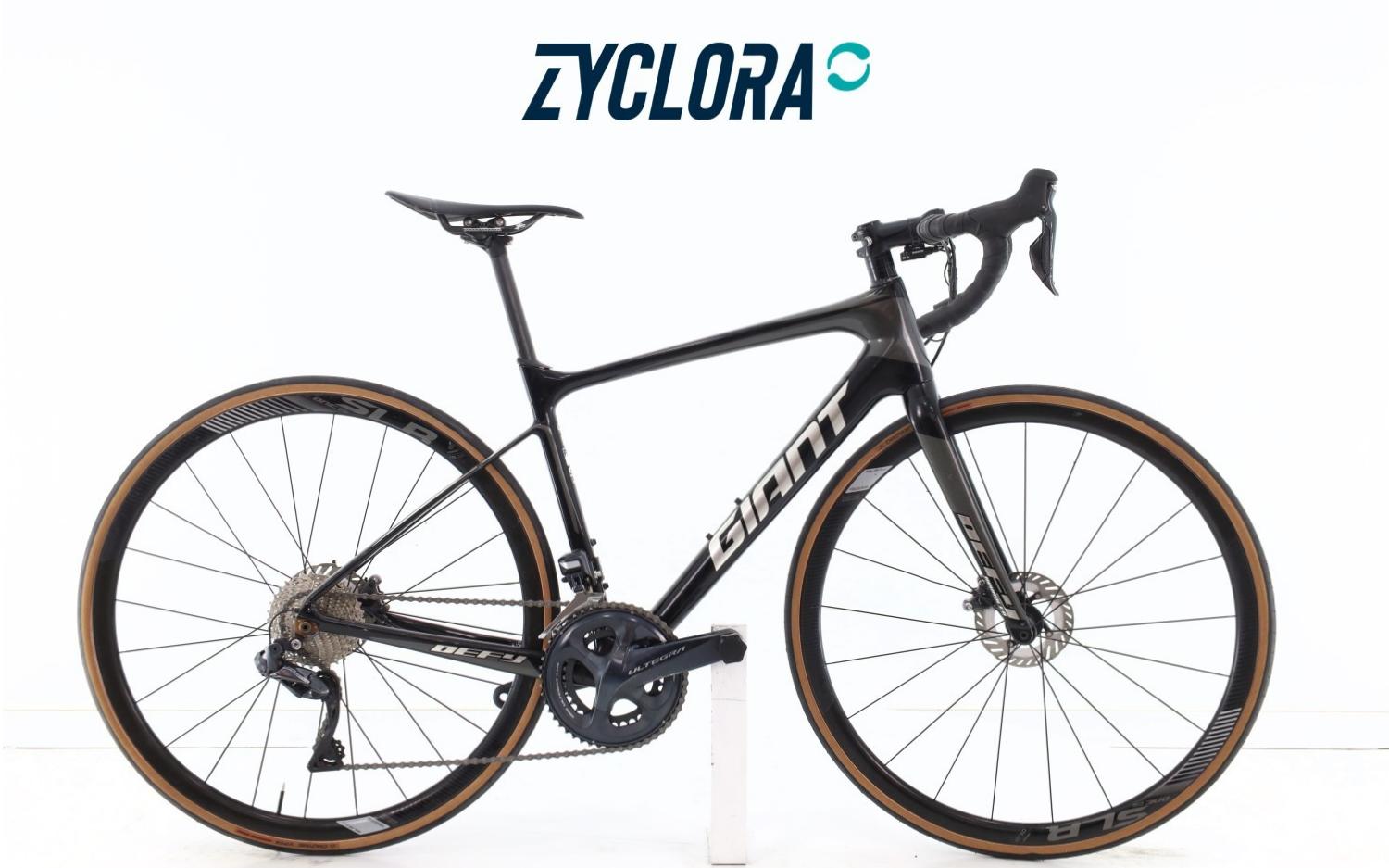 Bici da corsa Giant Zyclora ·  Defy Advanced Pro 0 Carbonio Di2 11V, Usata, 2018, Barcelona