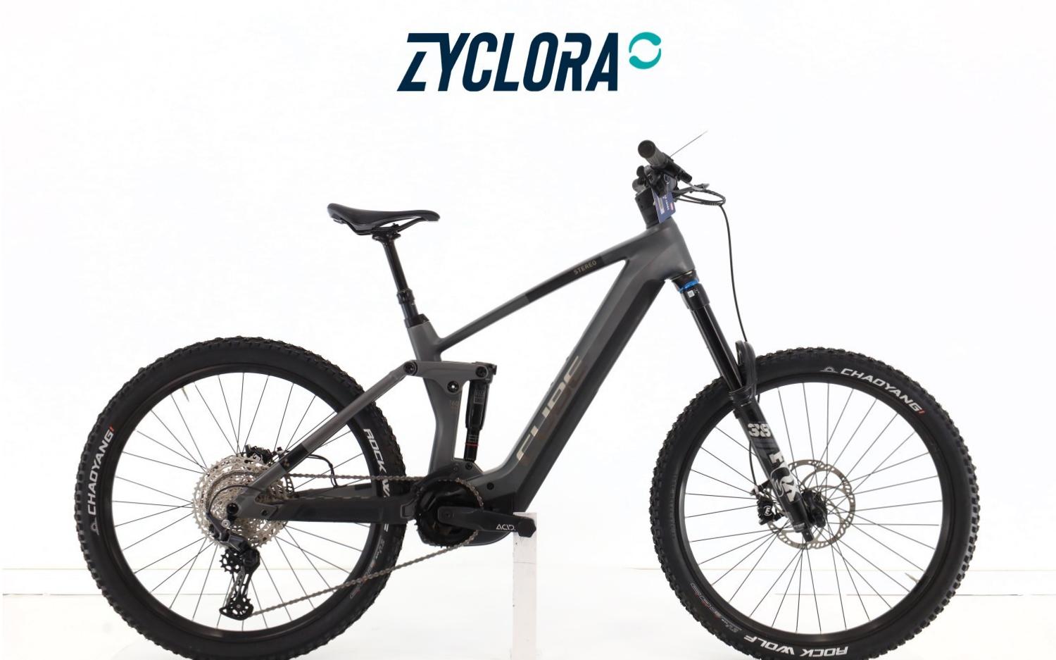 E-Bike Cube Zyclora ·  Stereo Hybrid Race carbonio, Usata, 2022, Barcelona