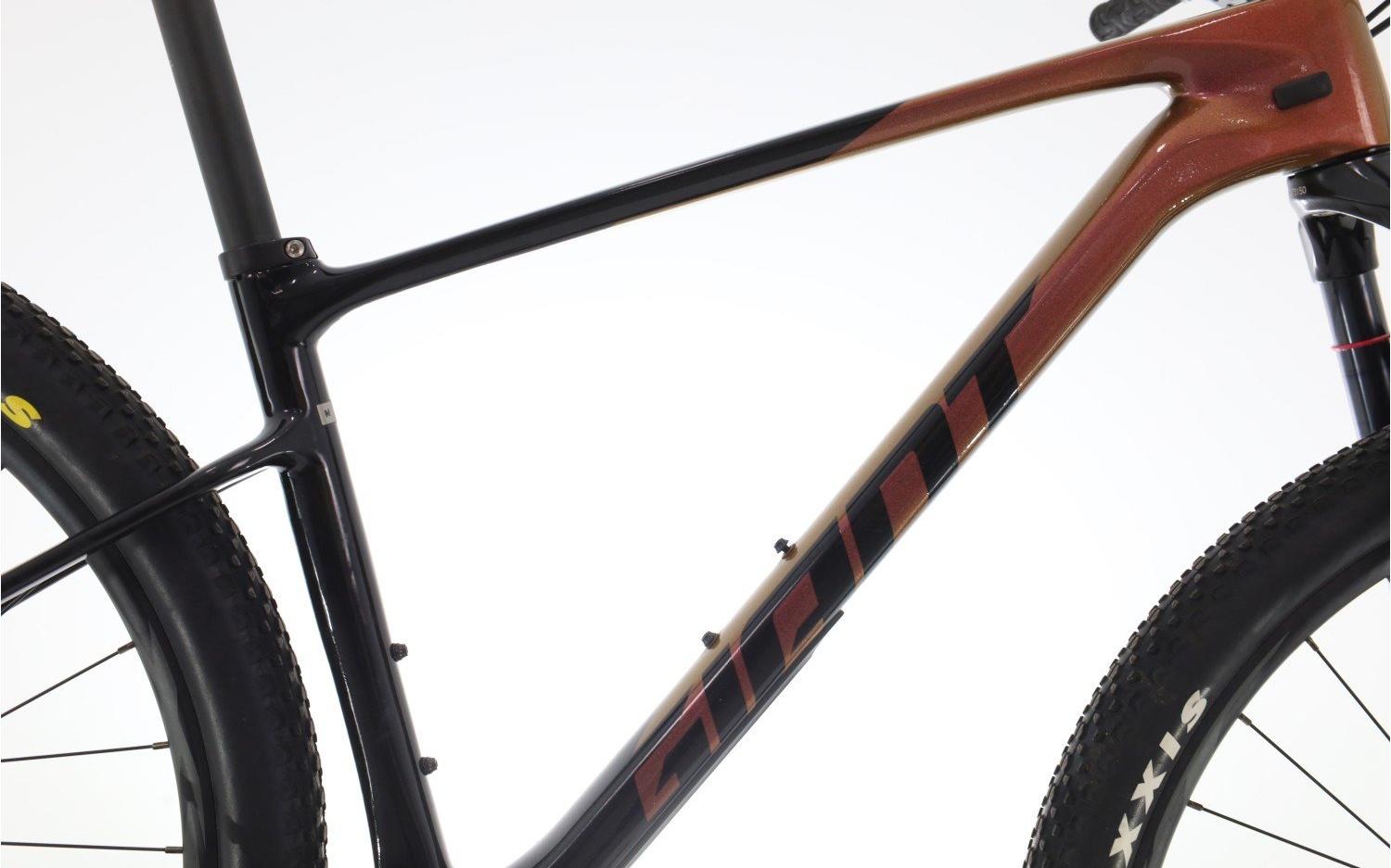 Mountain Bike Giant Zyclora ·  XTC 1 Carbonio, Usata, 2021, Barcelona