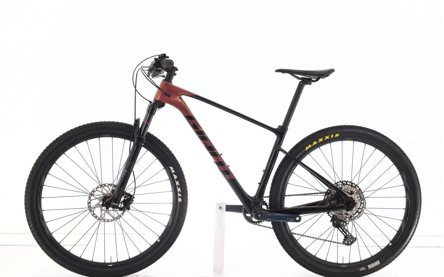 Mountain Bike Giant Zyclora ·  XTC 1 Carbonio, Usata, 2021, Barcelona