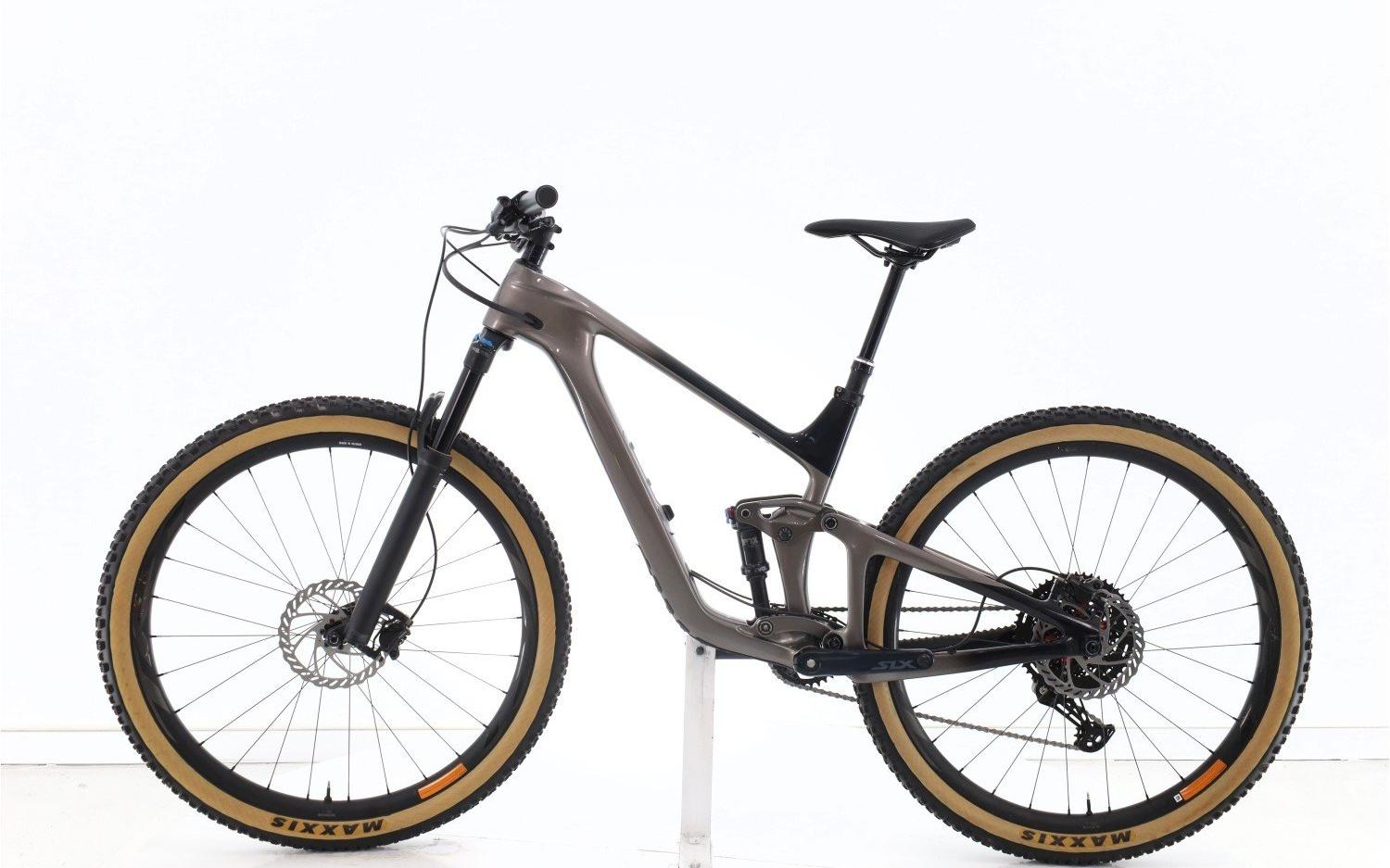 Mountain Bike Giant Zyclora ·  Trance Advanced 1 Carbonio, Usata, 2023, Barcelona