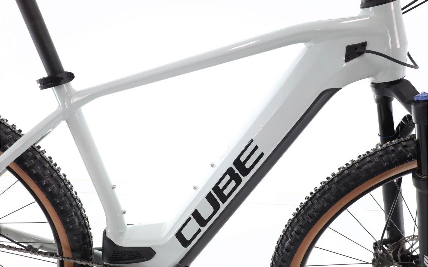 E-Bike Cube Zyclora ·  Reaction Pro Hybrid, Usata, 2022, Barcelona