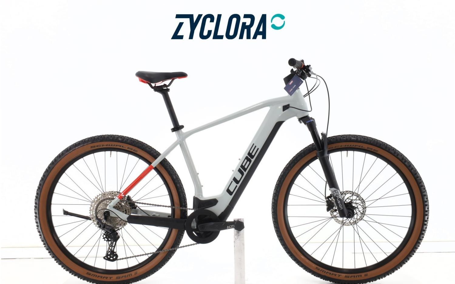 E-Bike Cube Zyclora ·  Reaction Pro Hybrid, Usata, 2022, Barcelona