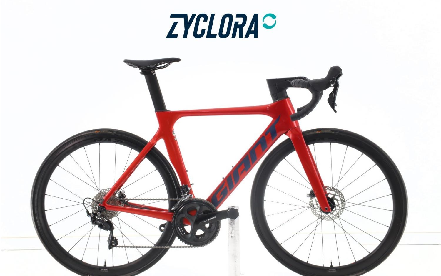 Bici da corsa Giant Zyclora ·  Propel Advanced 2 carbonio, Usata, 2023, Barcelona