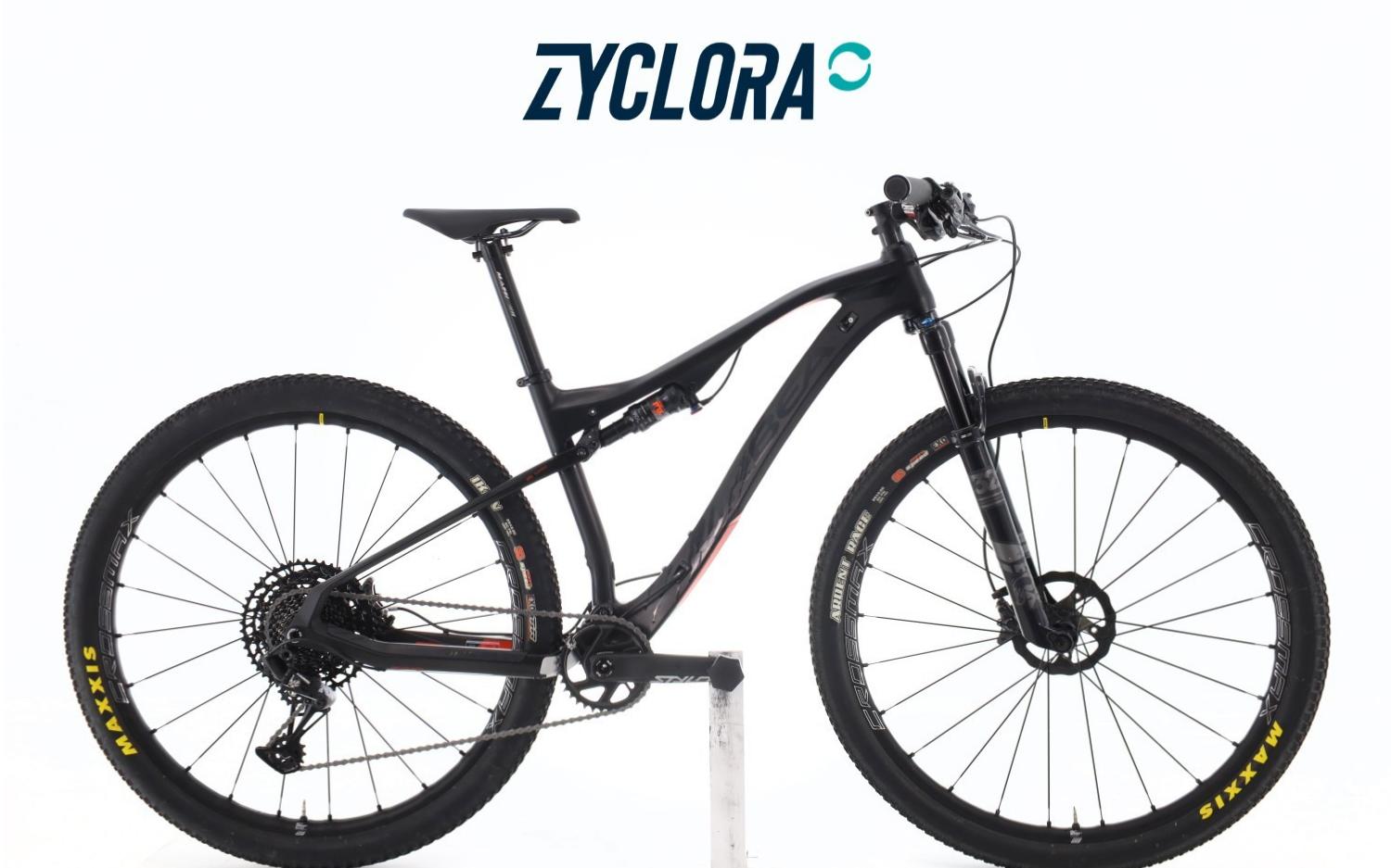 Mountain Bike Orbea Zyclora ·  Oiz M30 carbonio, Usata, 2017, Barcelona