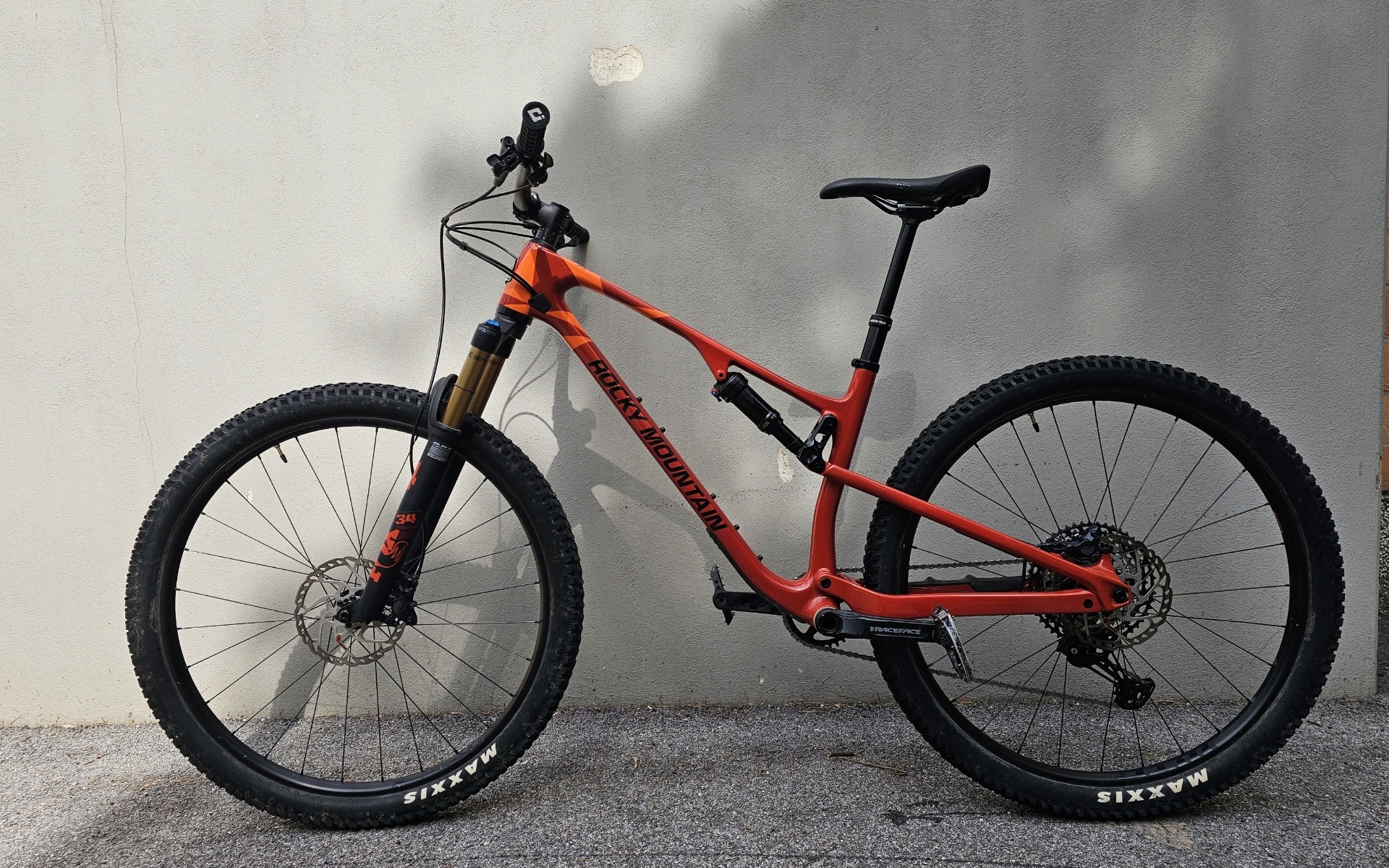 Mountain Bike Rocky Mountain Element, Usata, 2022, Ferrara