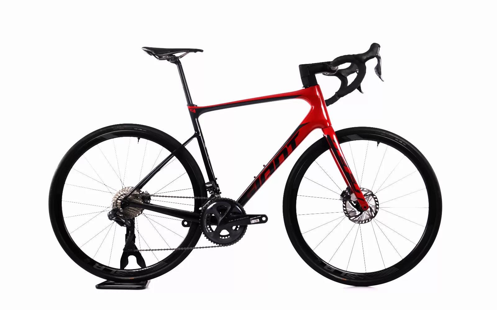 Bici da corsa Giant Defy Advanced Pro 1 Di2, Usata, 2020, Valencia